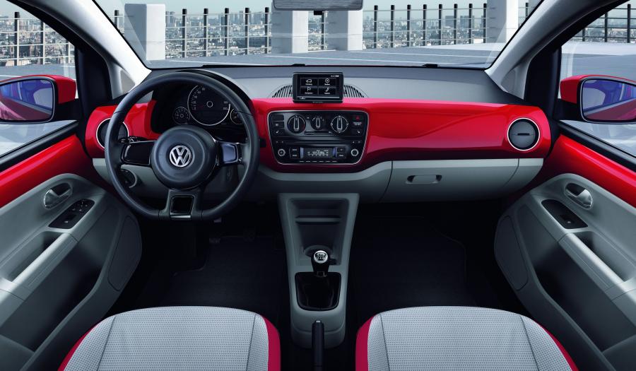  Volkswagen up! 2011 года  (фото 50 из 173)